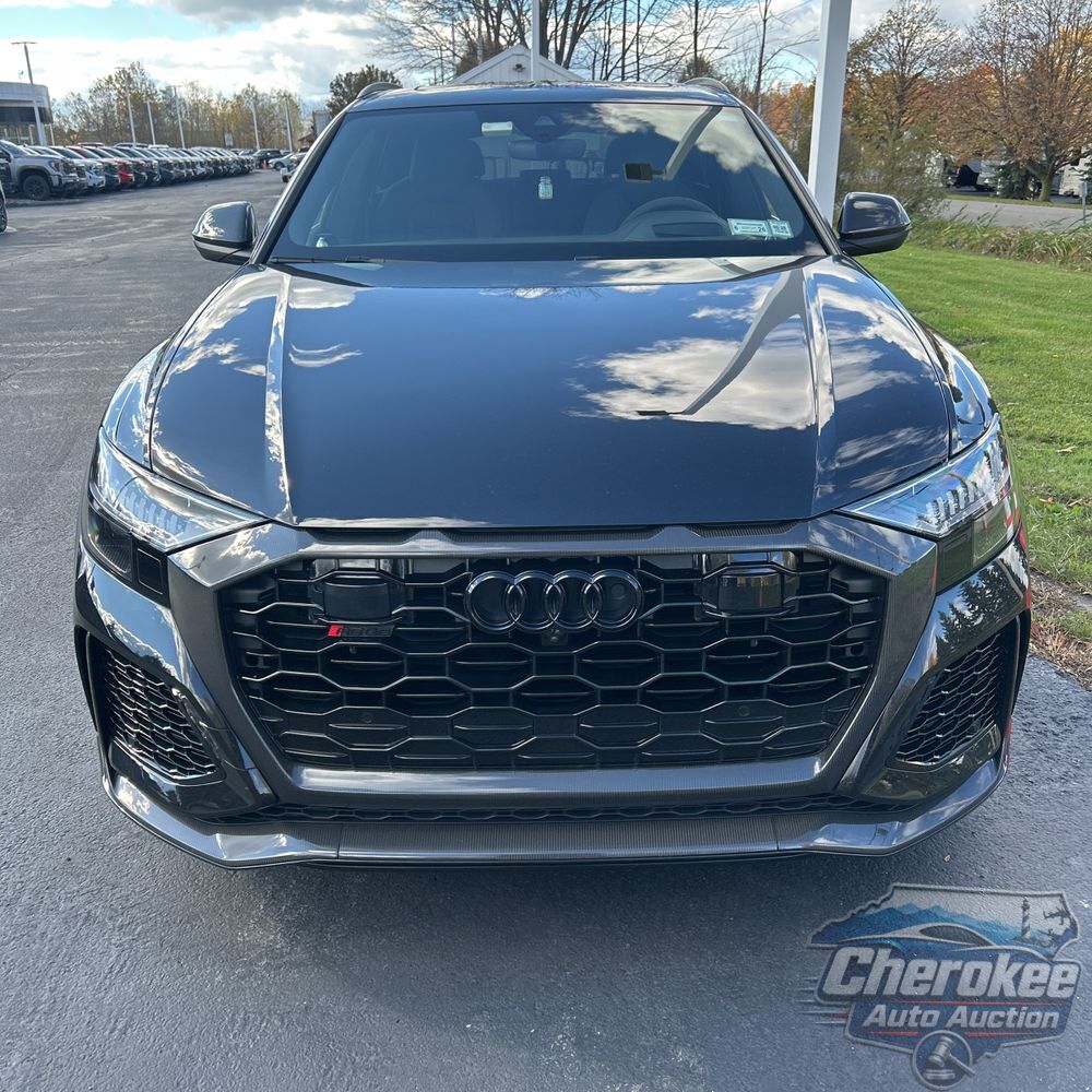 2024 Audi RS Q8 Base