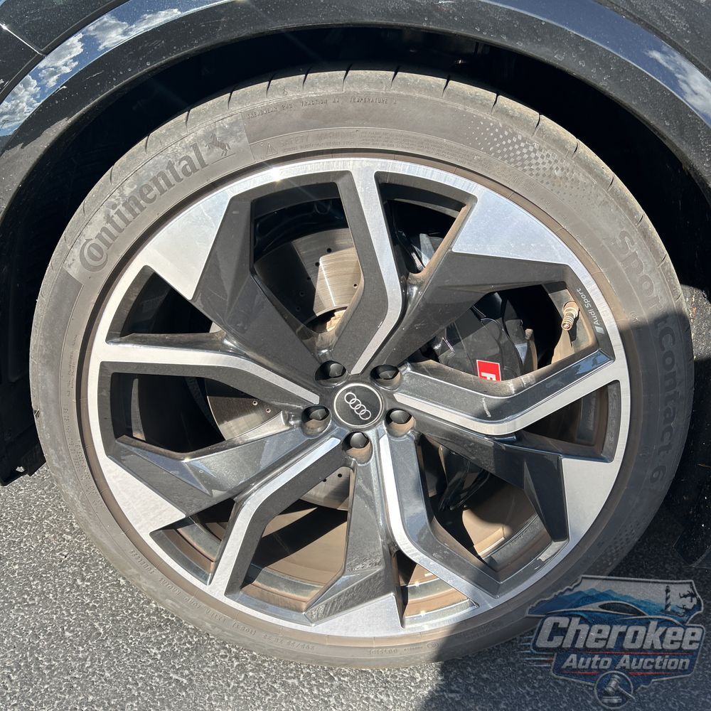 2024 Audi RS Q8 Base