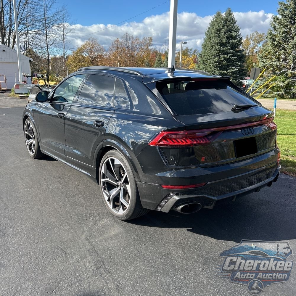 2024 Audi RS Q8 Base