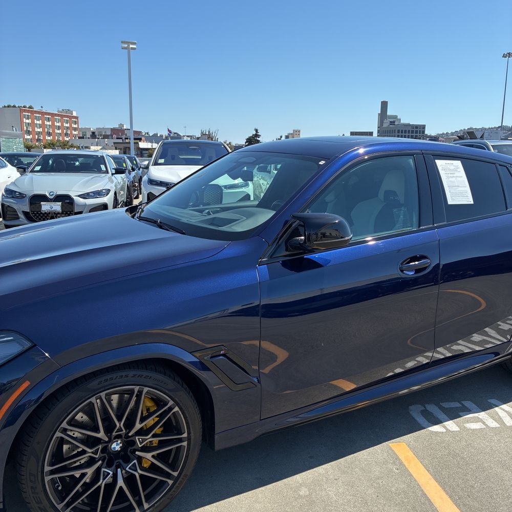 2022 BMW X6 M