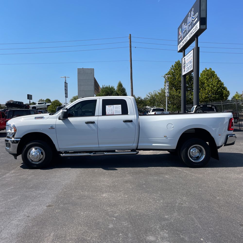 2024 Ram 3500 Tradesman