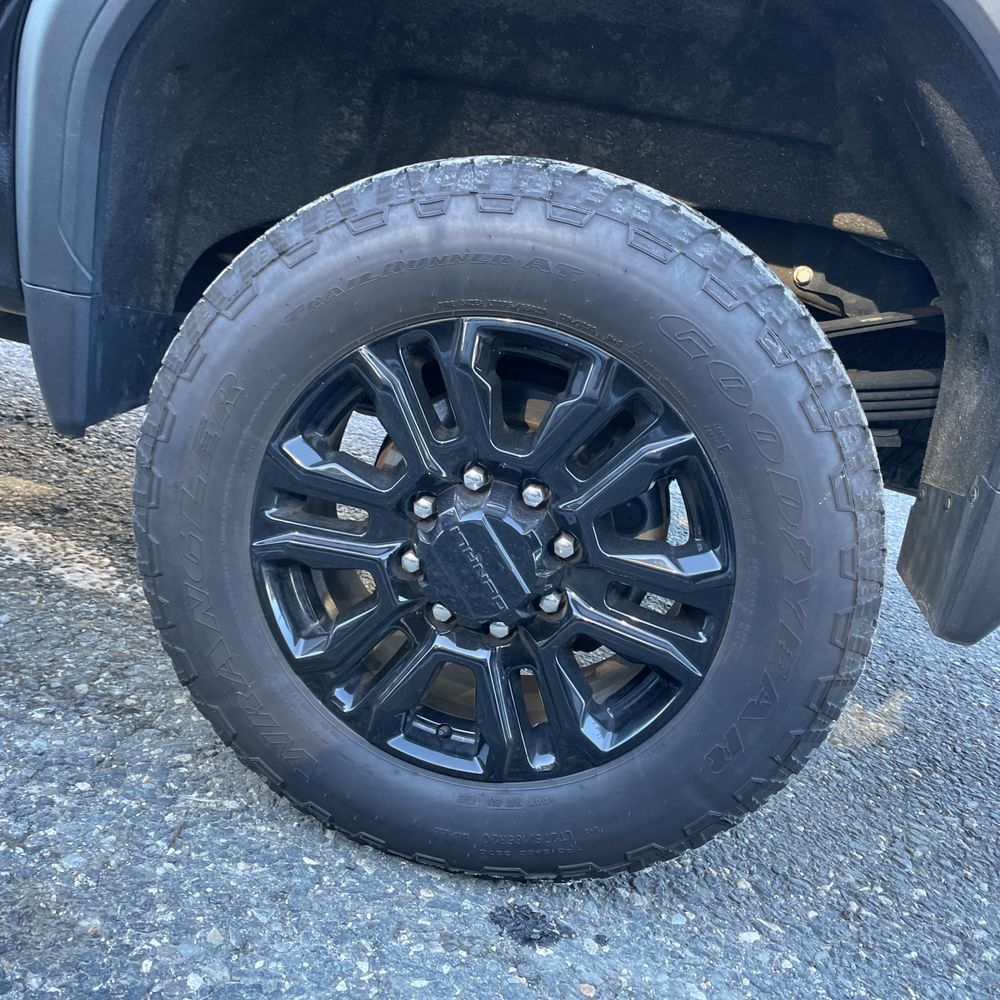 2023 GMC Sierra 3500HD Denali