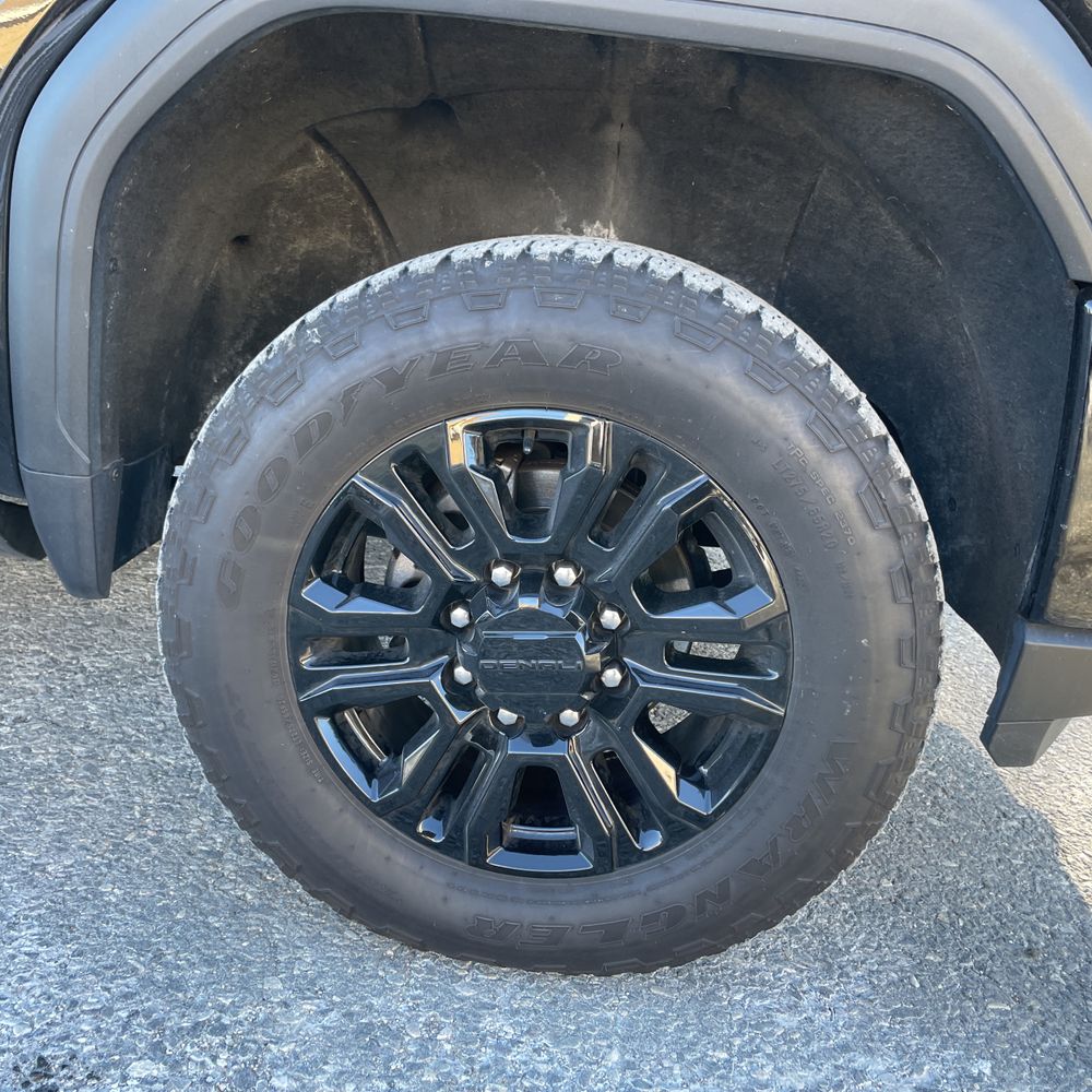 2023 GMC Sierra 3500HD Denali