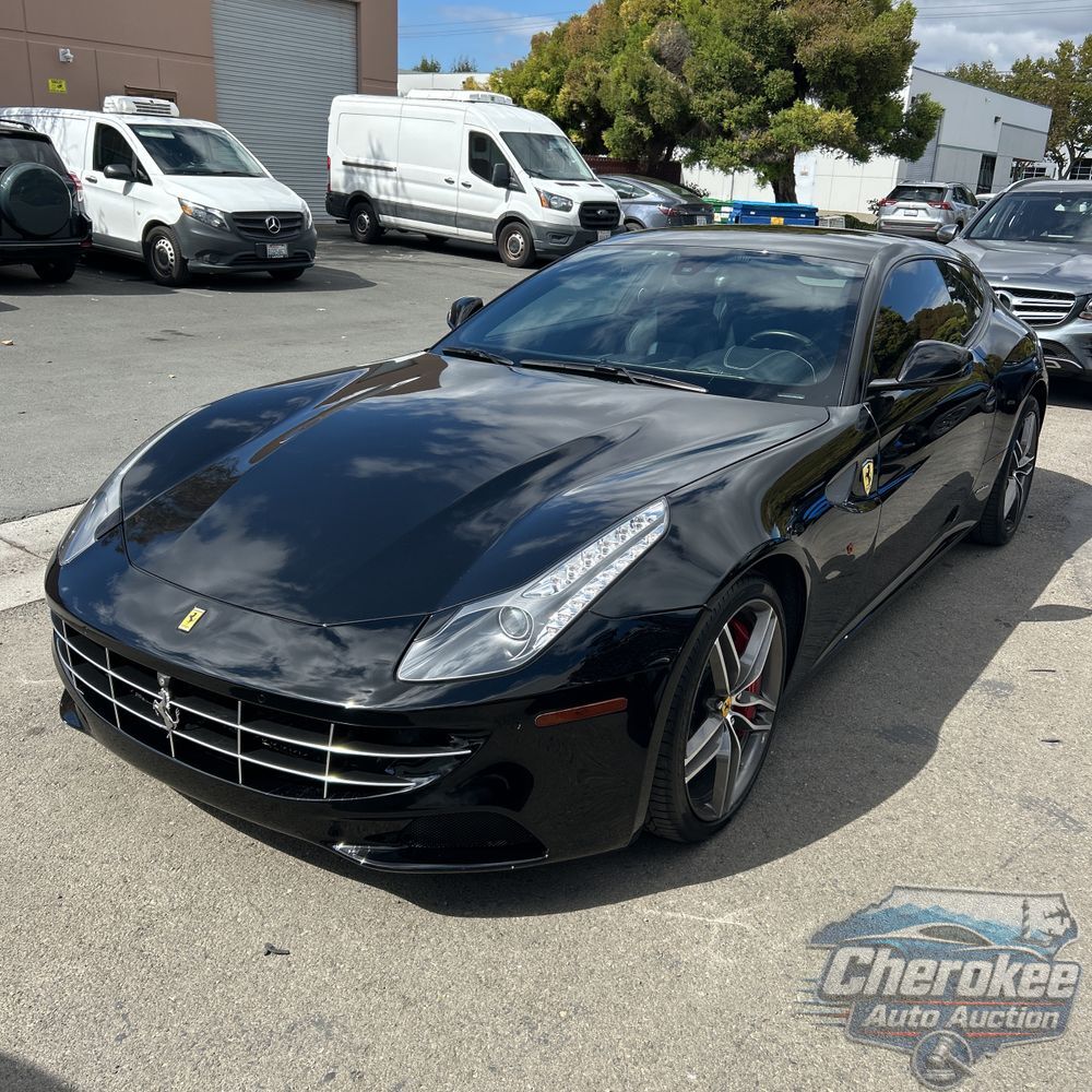 2012 Ferrari FF Base