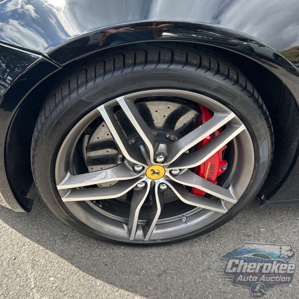 2012 Ferrari FF Base