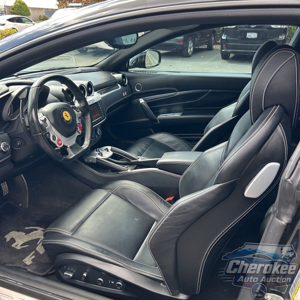 2012 Ferrari FF Base