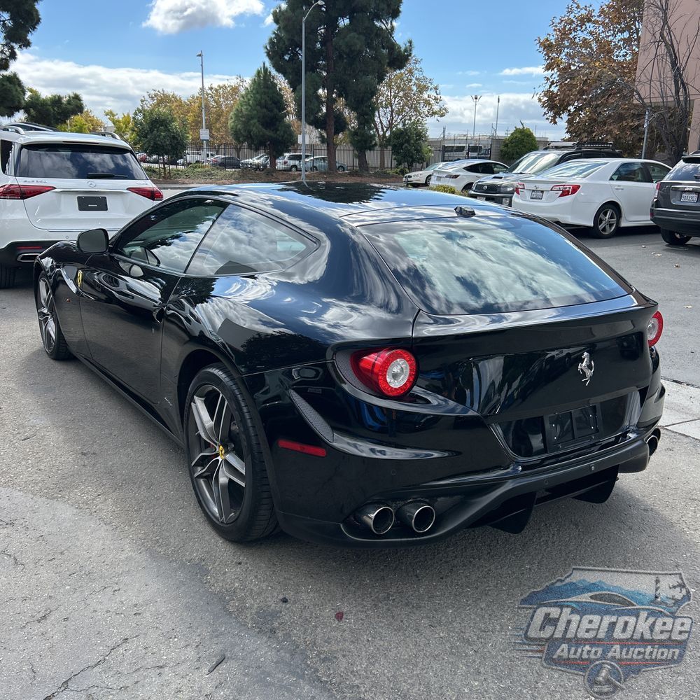 2012 Ferrari FF Base