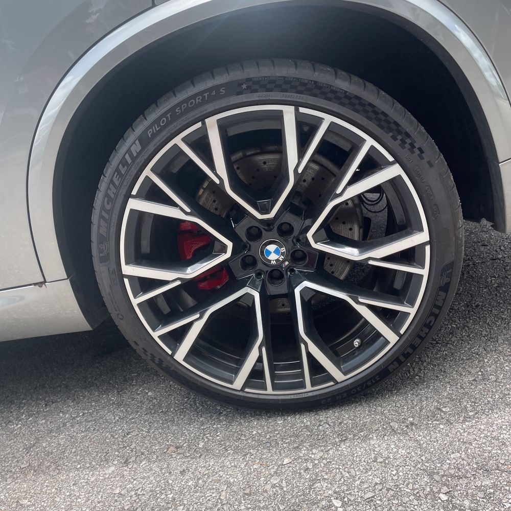 2022 BMW X5 M