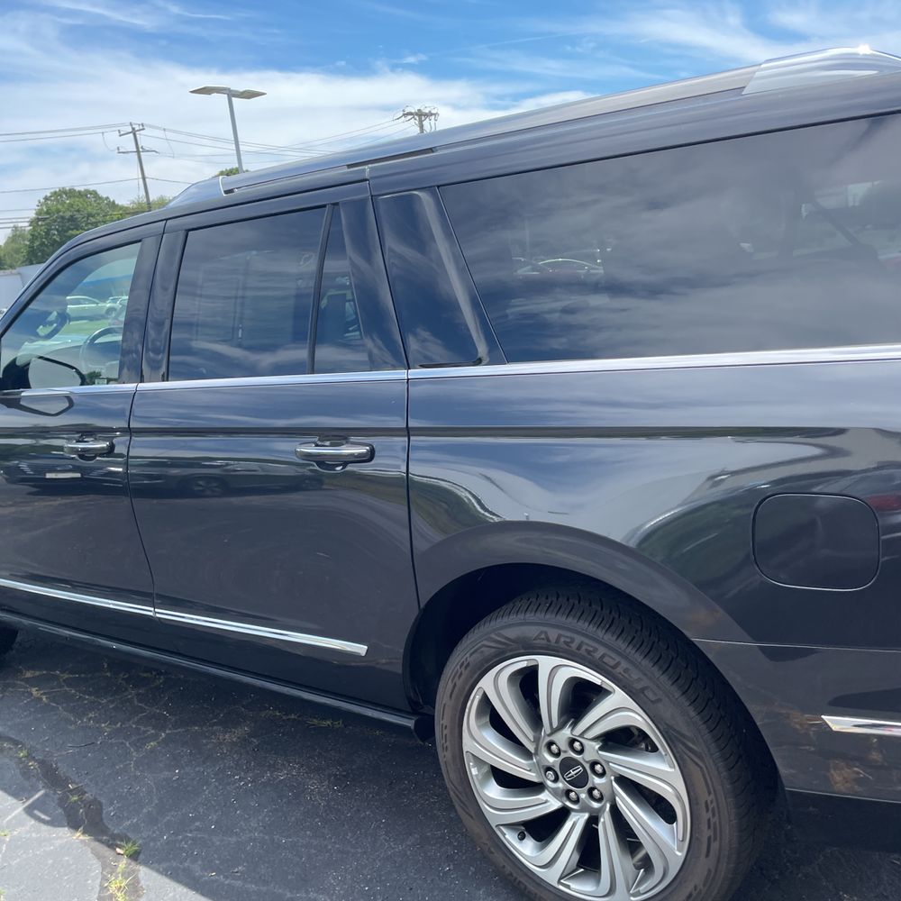 2022 Lincoln Navigator L Reserve