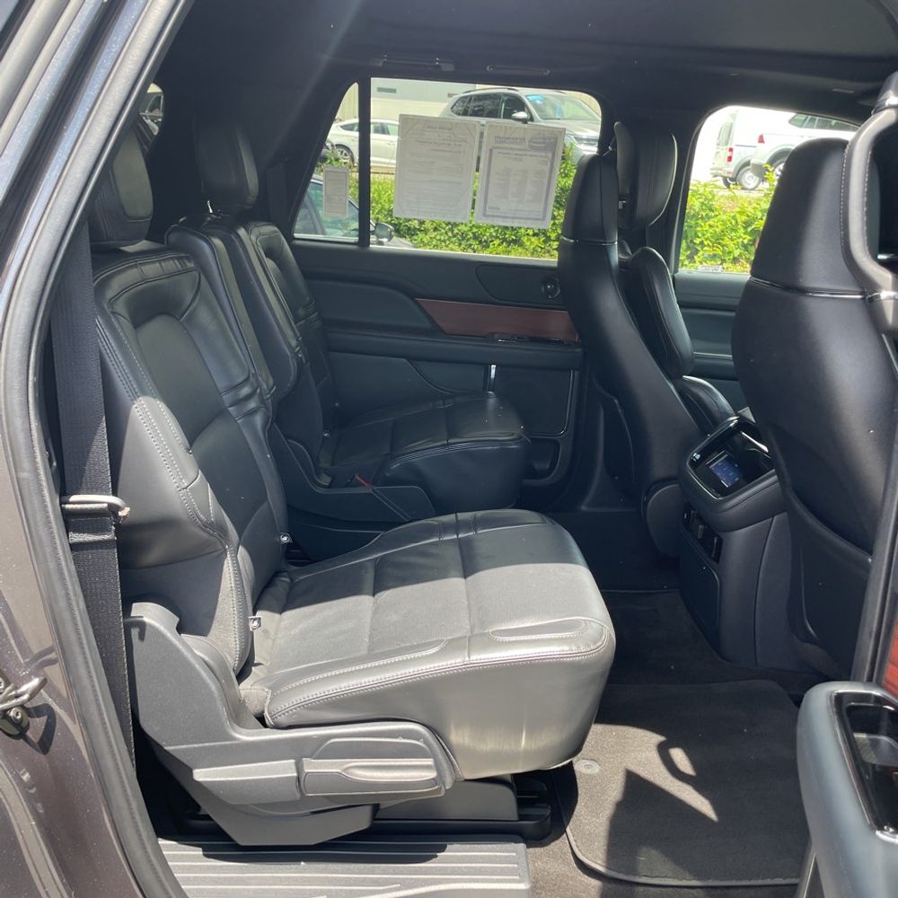 2022 Lincoln Navigator L Reserve