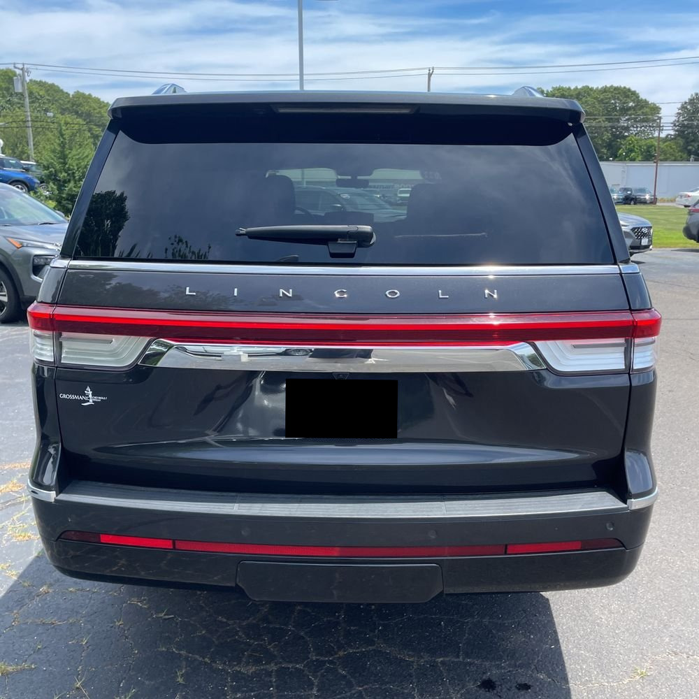 2022 Lincoln Navigator L Reserve