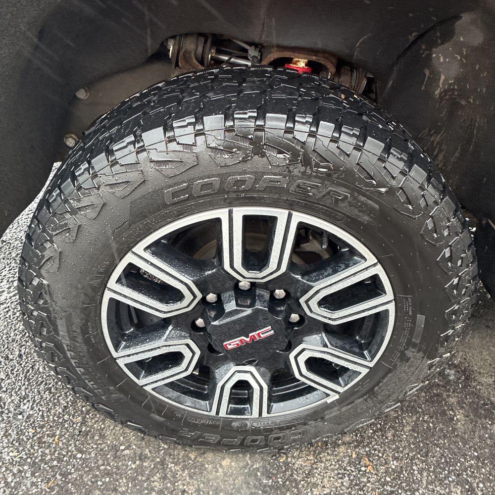 2023 GMC Sierra 2500HD AT4