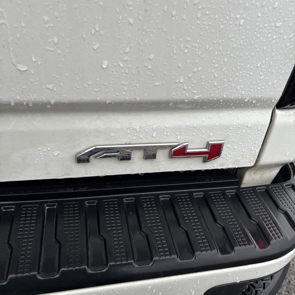 2023 GMC Sierra 2500HD AT4