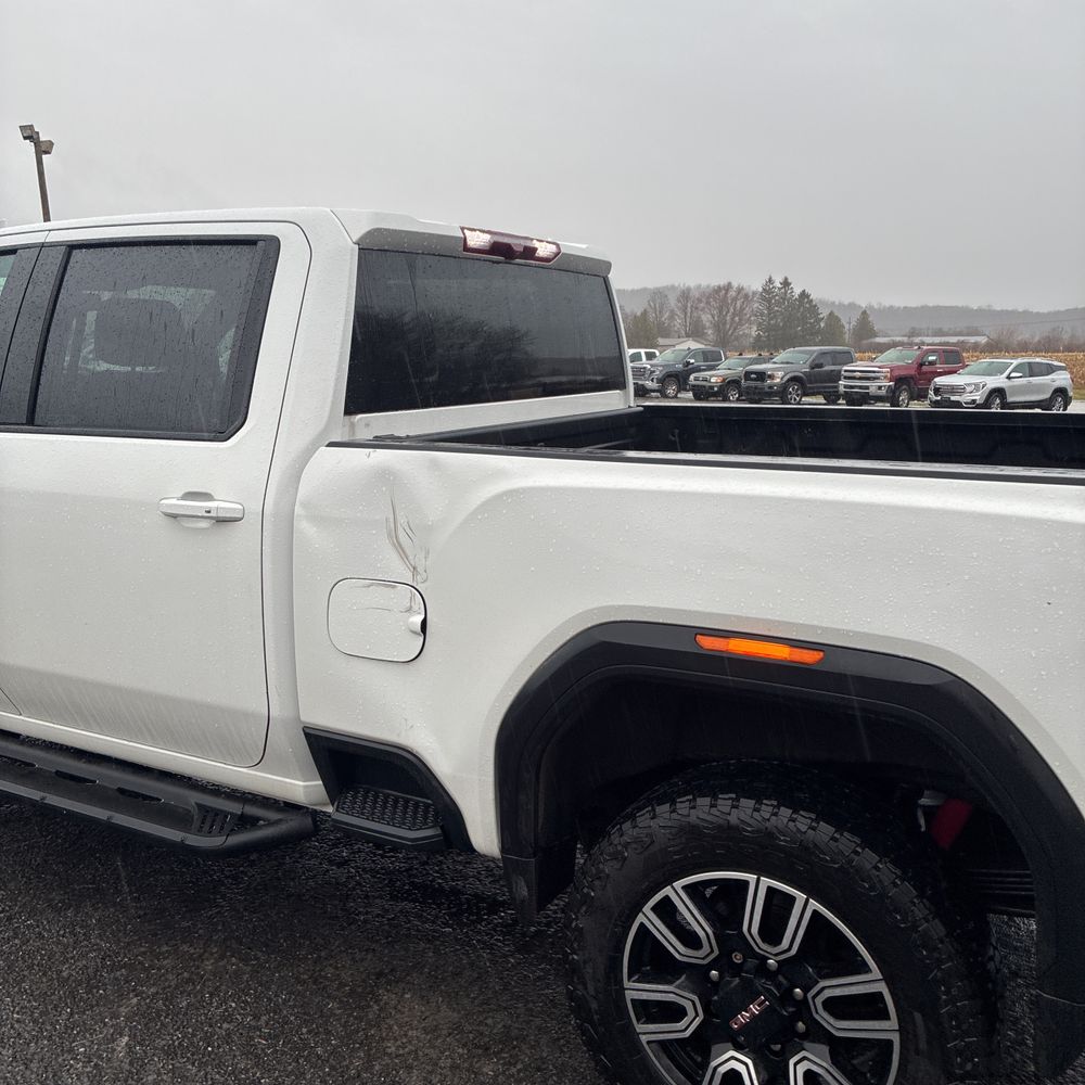 2023 GMC Sierra 2500HD AT4