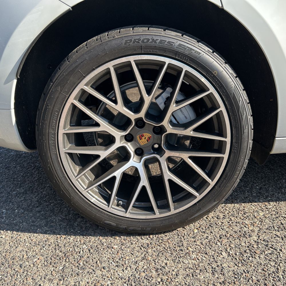 2021 Porsche Macan Turbo