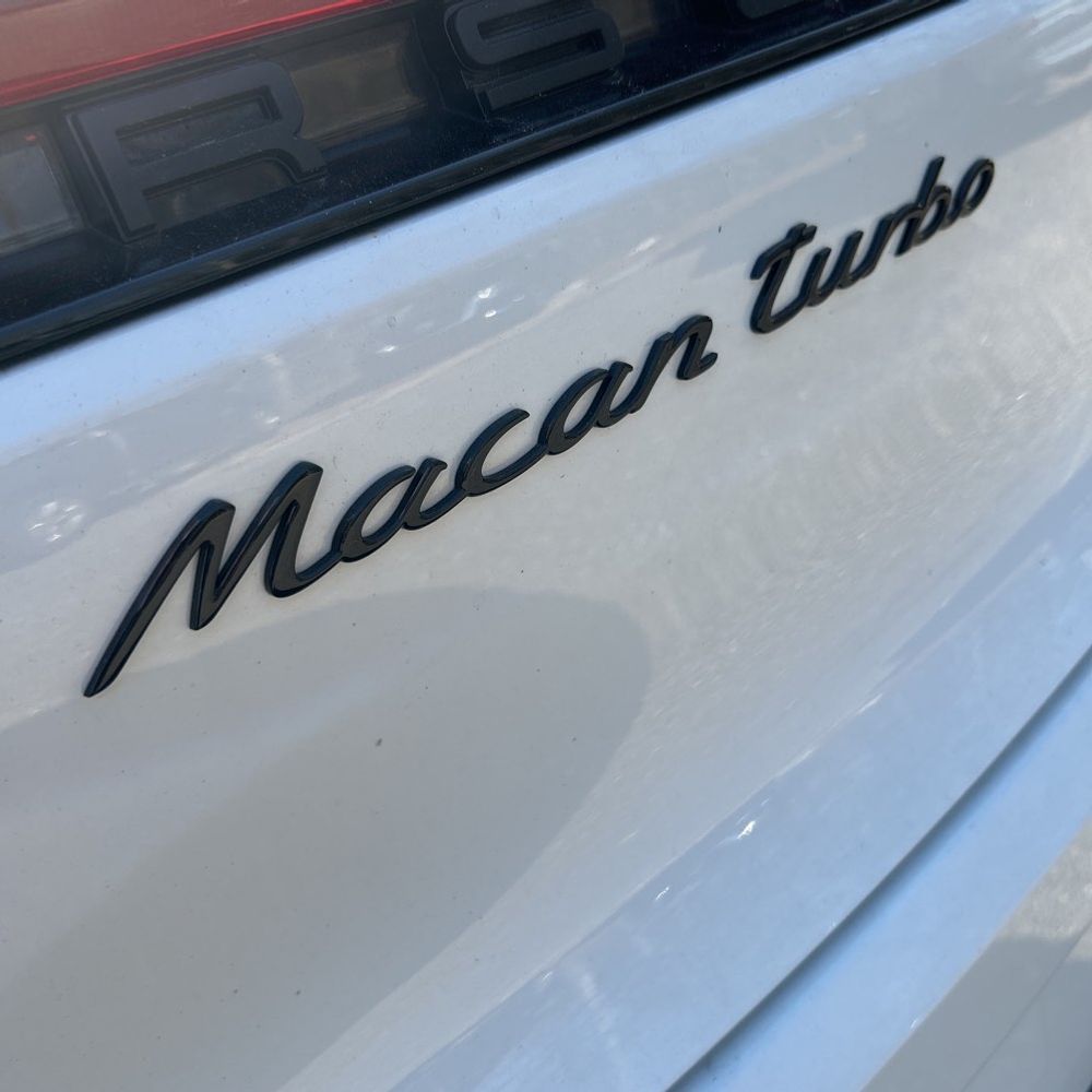 2021 Porsche Macan Turbo