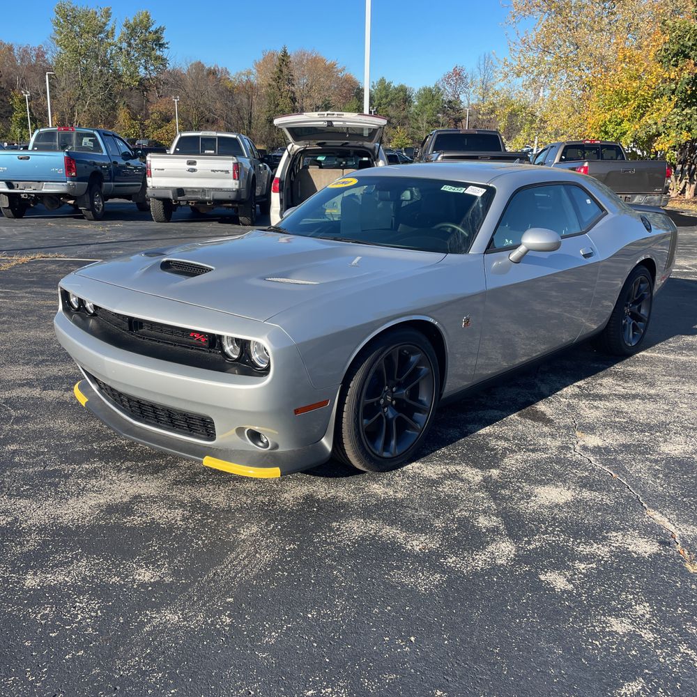 2023 Dodge Challenger R/T SCAT PACK