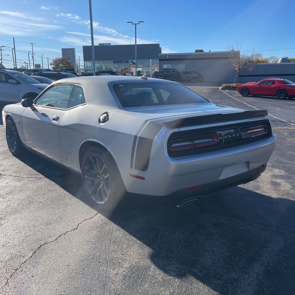 2023 Dodge Challenger R/T SCAT PACK
