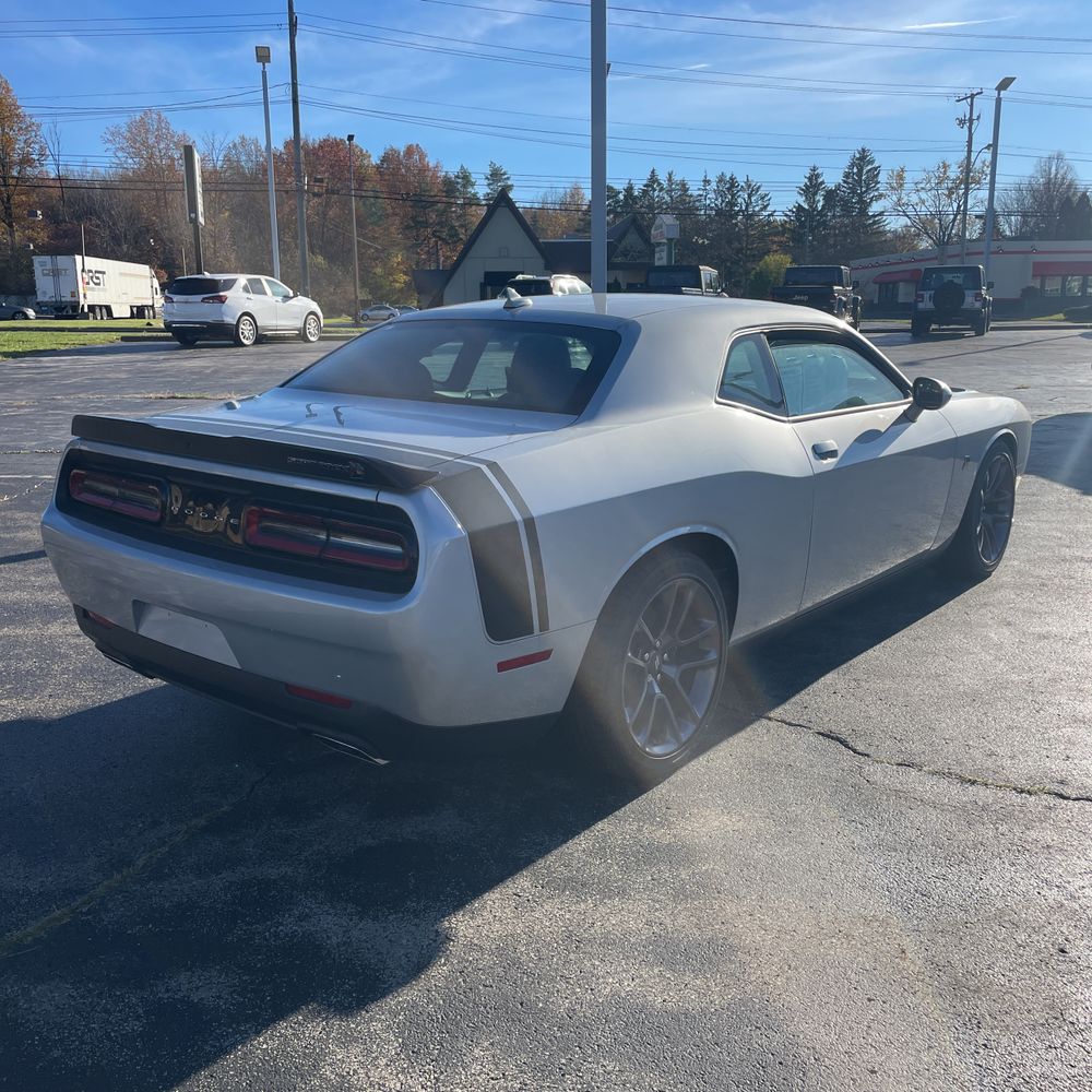2023 Dodge Challenger R/T SCAT PACK
