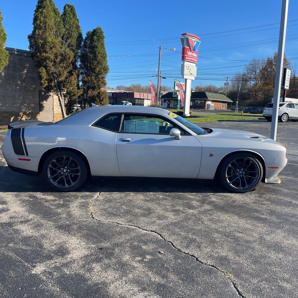 2023 Dodge Challenger R/T SCAT PACK