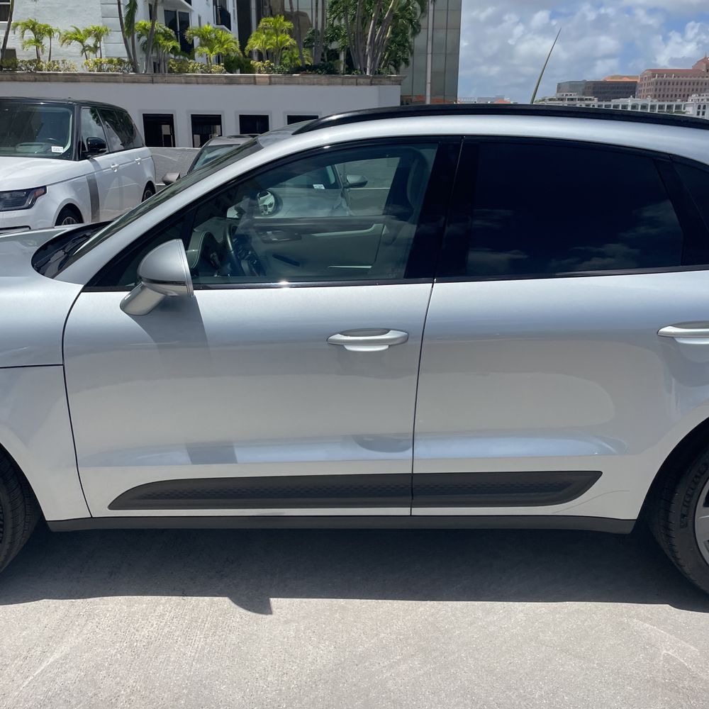 2024 Porsche Macan Base