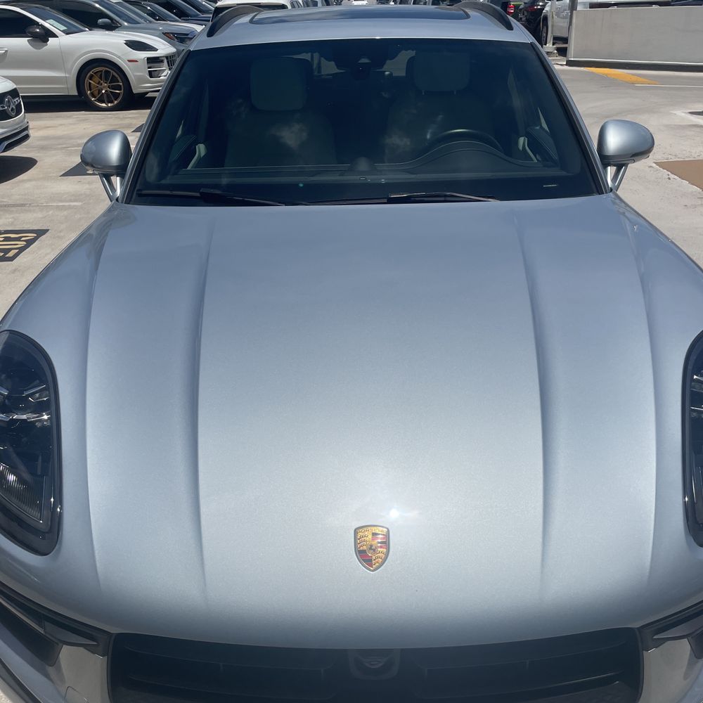 2024 Porsche Macan Base
