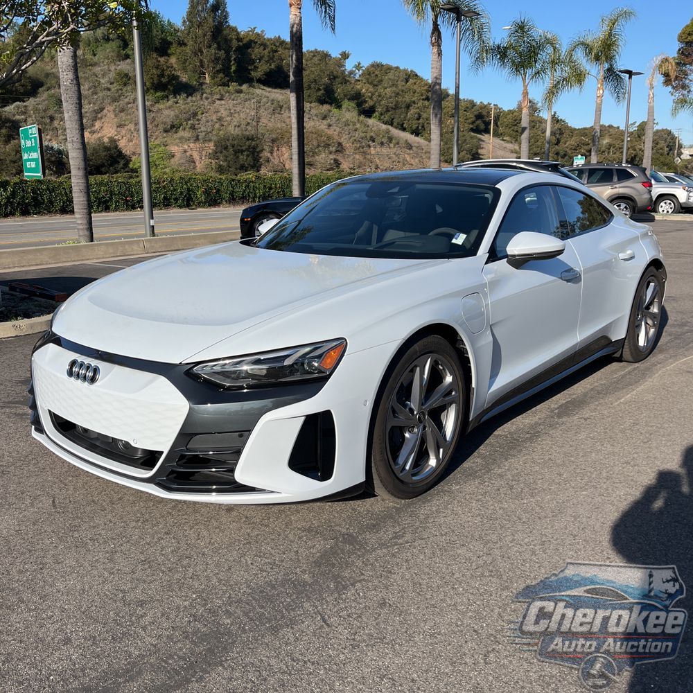 2023 Audi e-tron GT Prestige