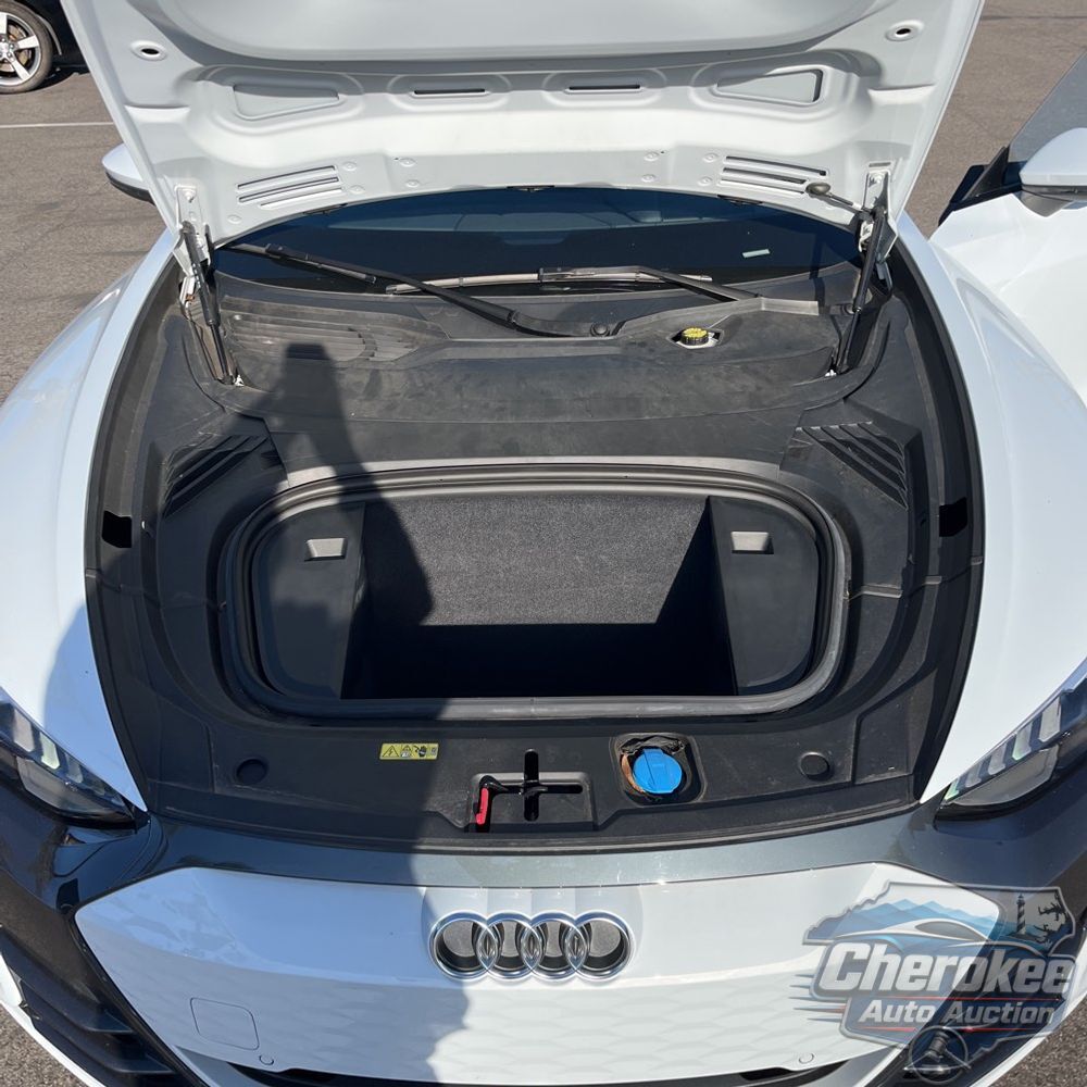 2023 Audi e-tron GT Prestige