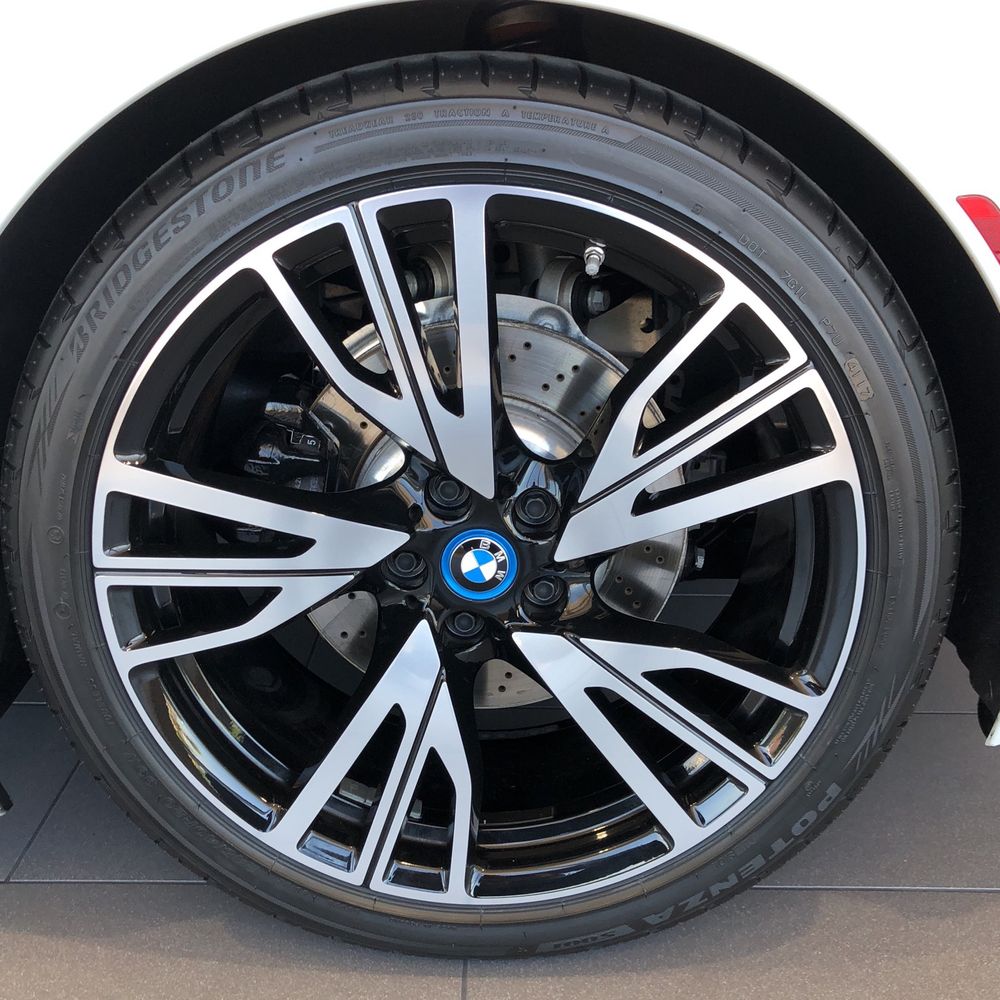 2015 BMW i8