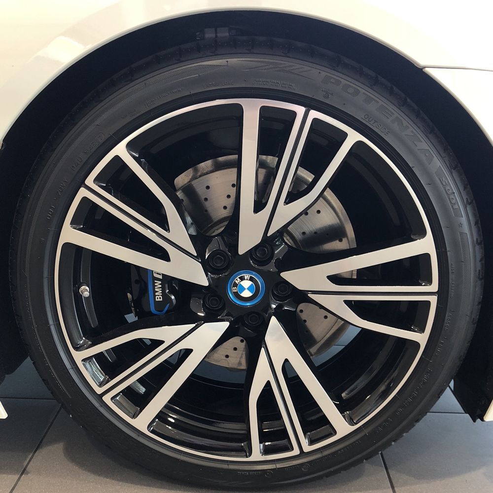 2015 BMW i8