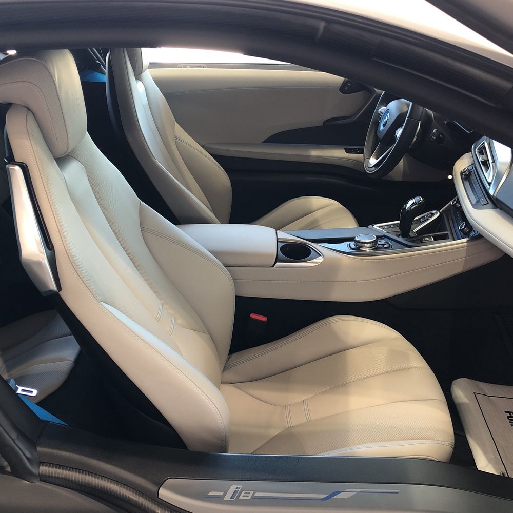 2015 BMW i8