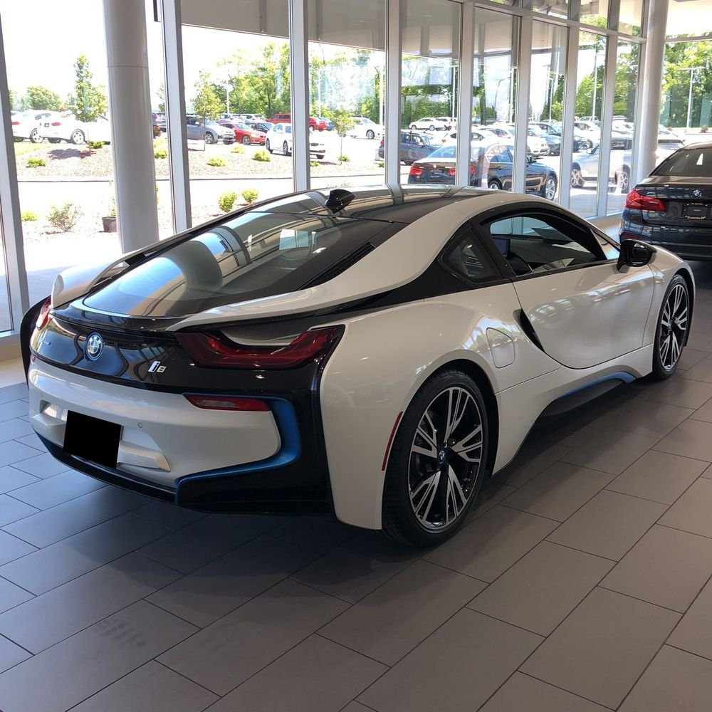 2015 BMW i8