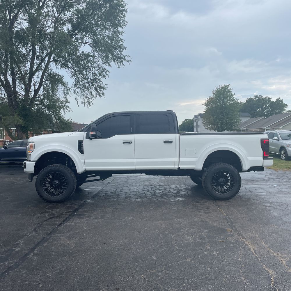 2022 Ford F-350 Super Duty Platinum