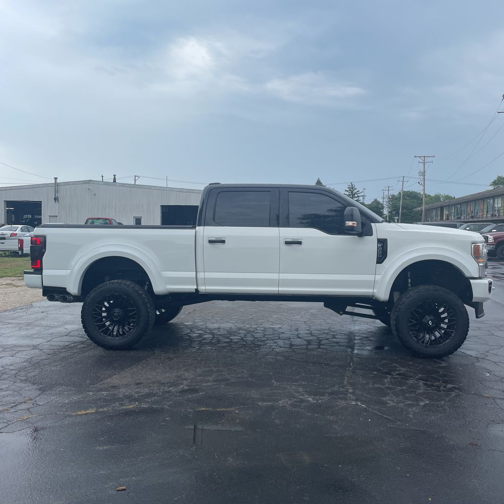 2022 Ford F-350 Super Duty Platinum