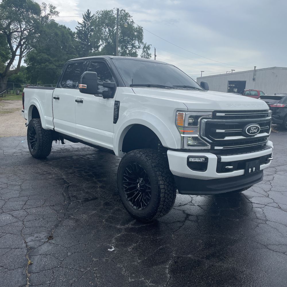 2022 Ford F-350 Super Duty Platinum