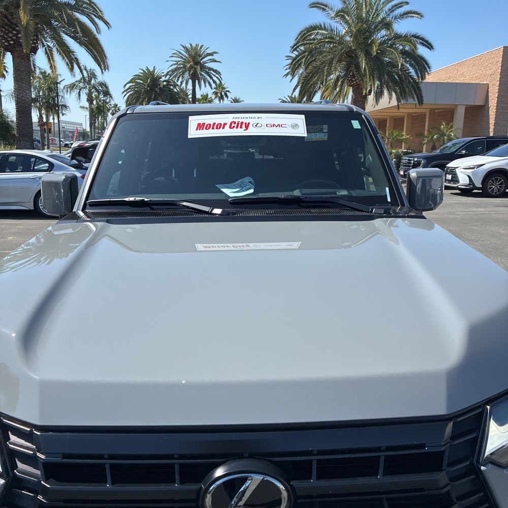 2025 Lexus GX 550 Premium