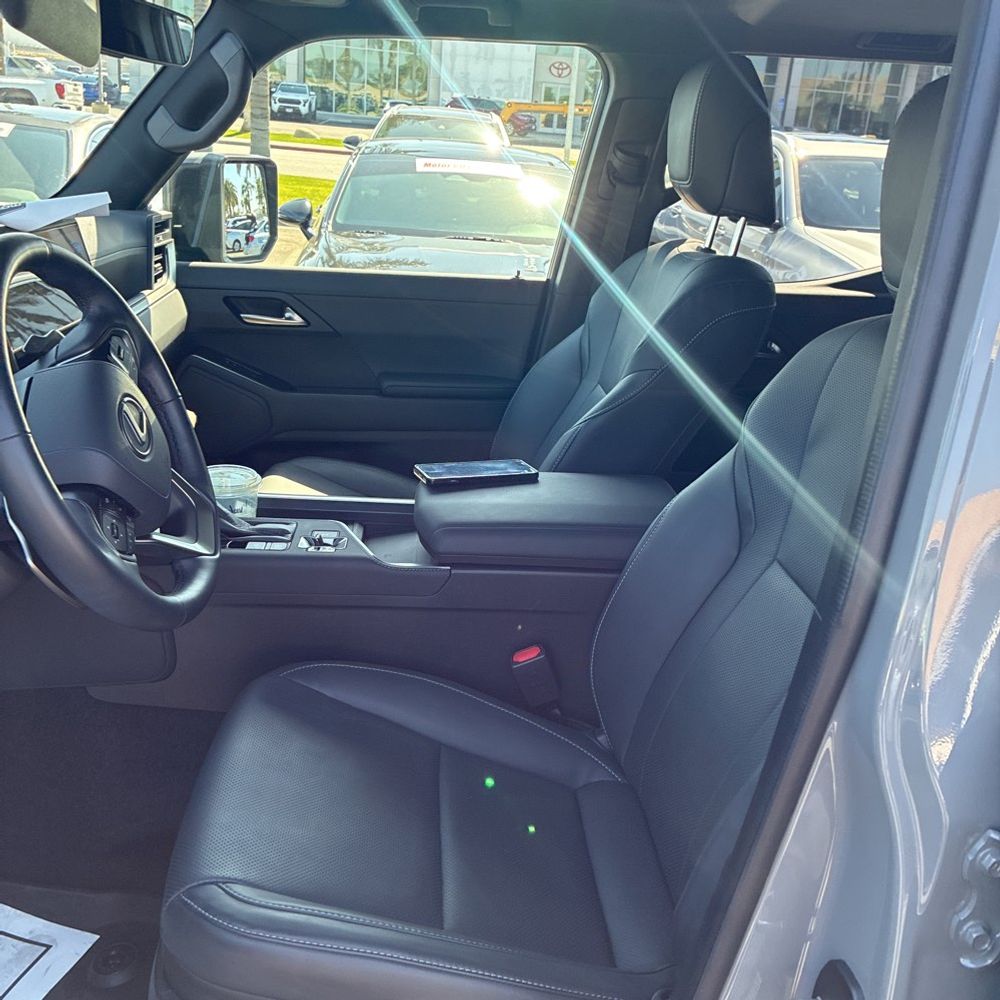 2025 Lexus GX 550 Premium