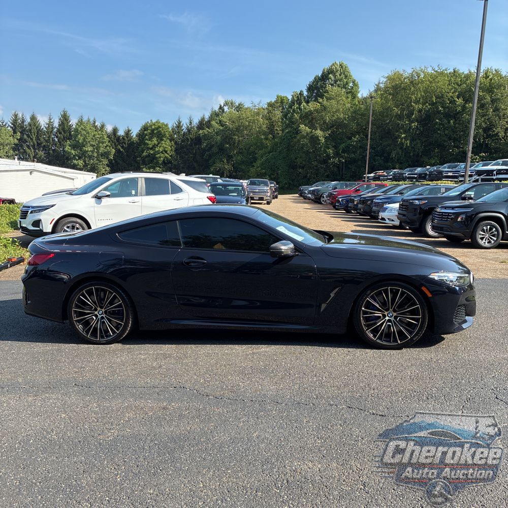 2022 BMW 8-Series M850xi