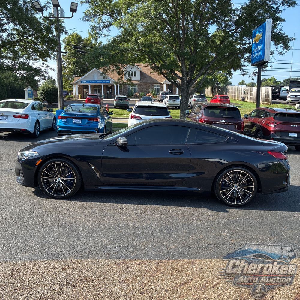 2022 BMW 8-Series M850xi