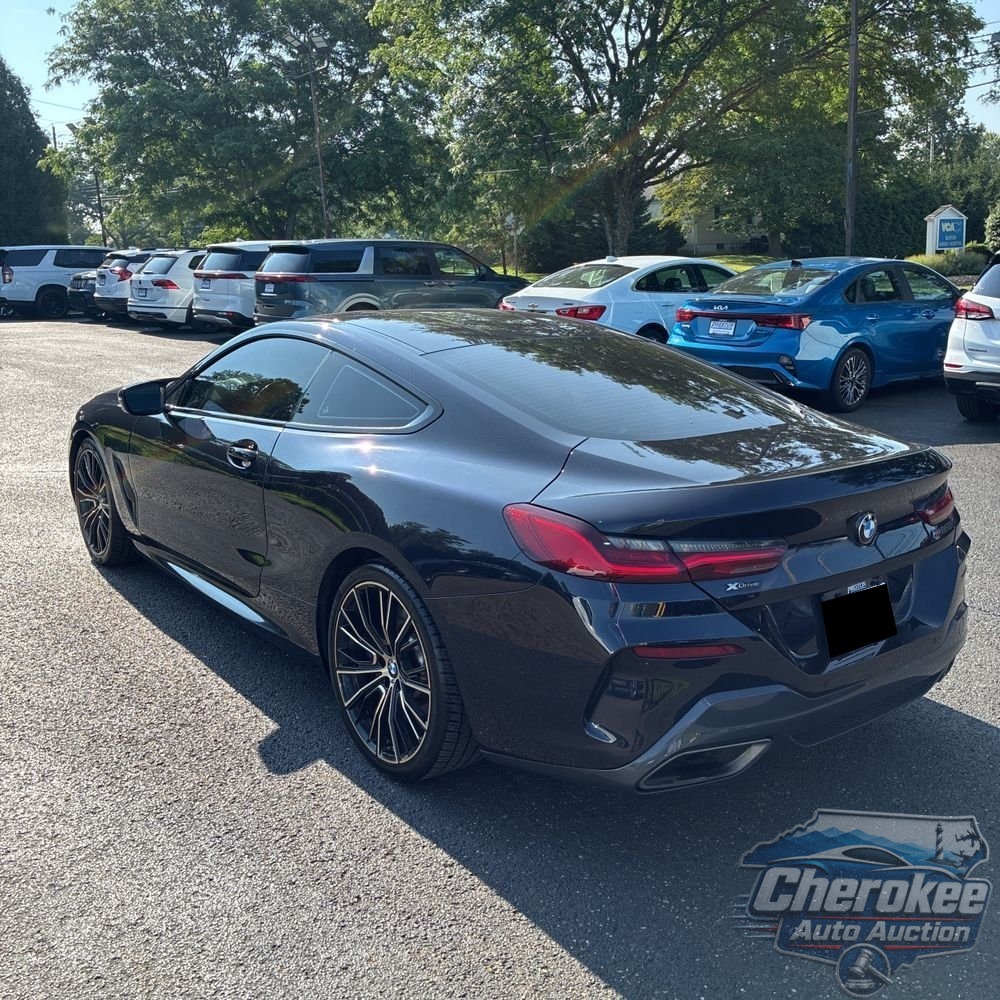 2022 BMW 8-Series M850xi