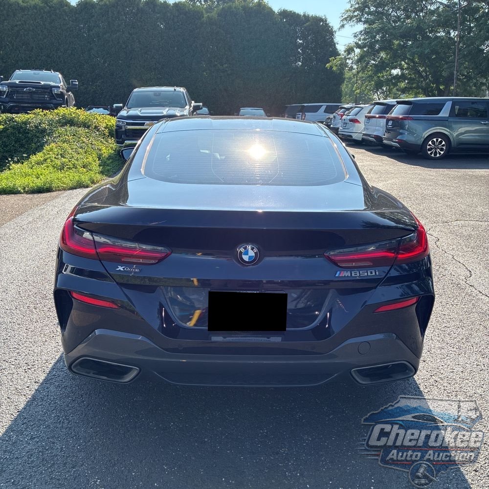 2022 BMW 8-Series M850xi