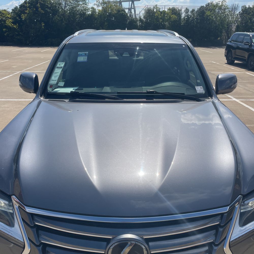 2019 Lexus LX 570 Two-Row