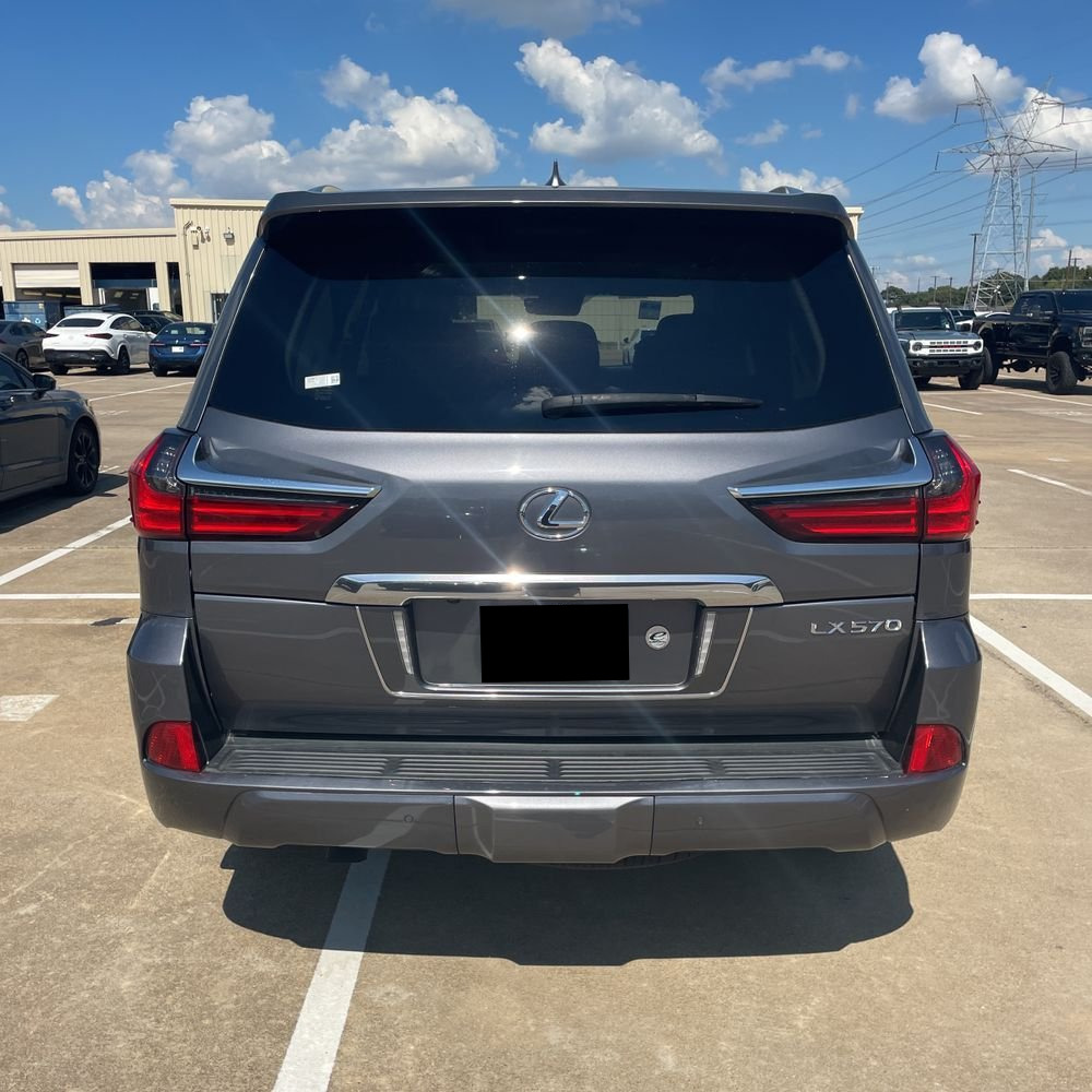 2019 Lexus LX 570 Two-Row