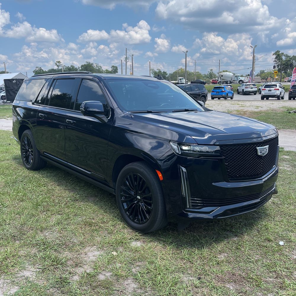 2024 Cadillac Escalade ESV Sport Platinum