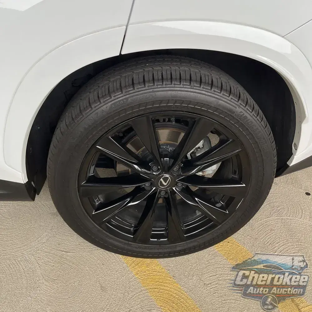 2024 Lexus NX 450h+ F SPORT Handling