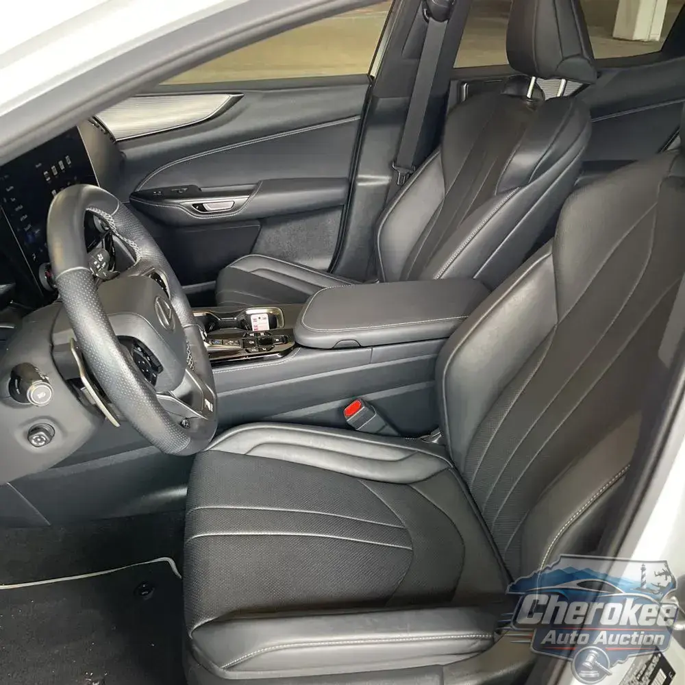 2024 Lexus NX 450h+ F SPORT Handling