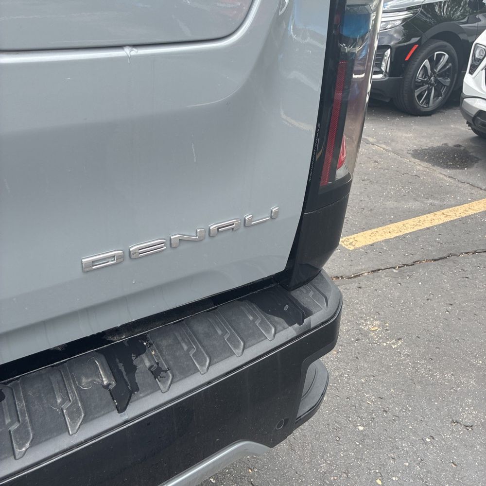 2025 GMC Sierra EV Denali