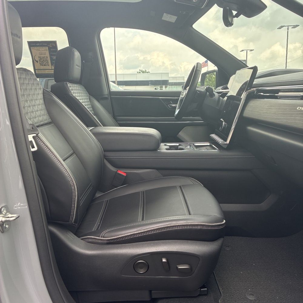 2025 GMC Sierra EV Denali
