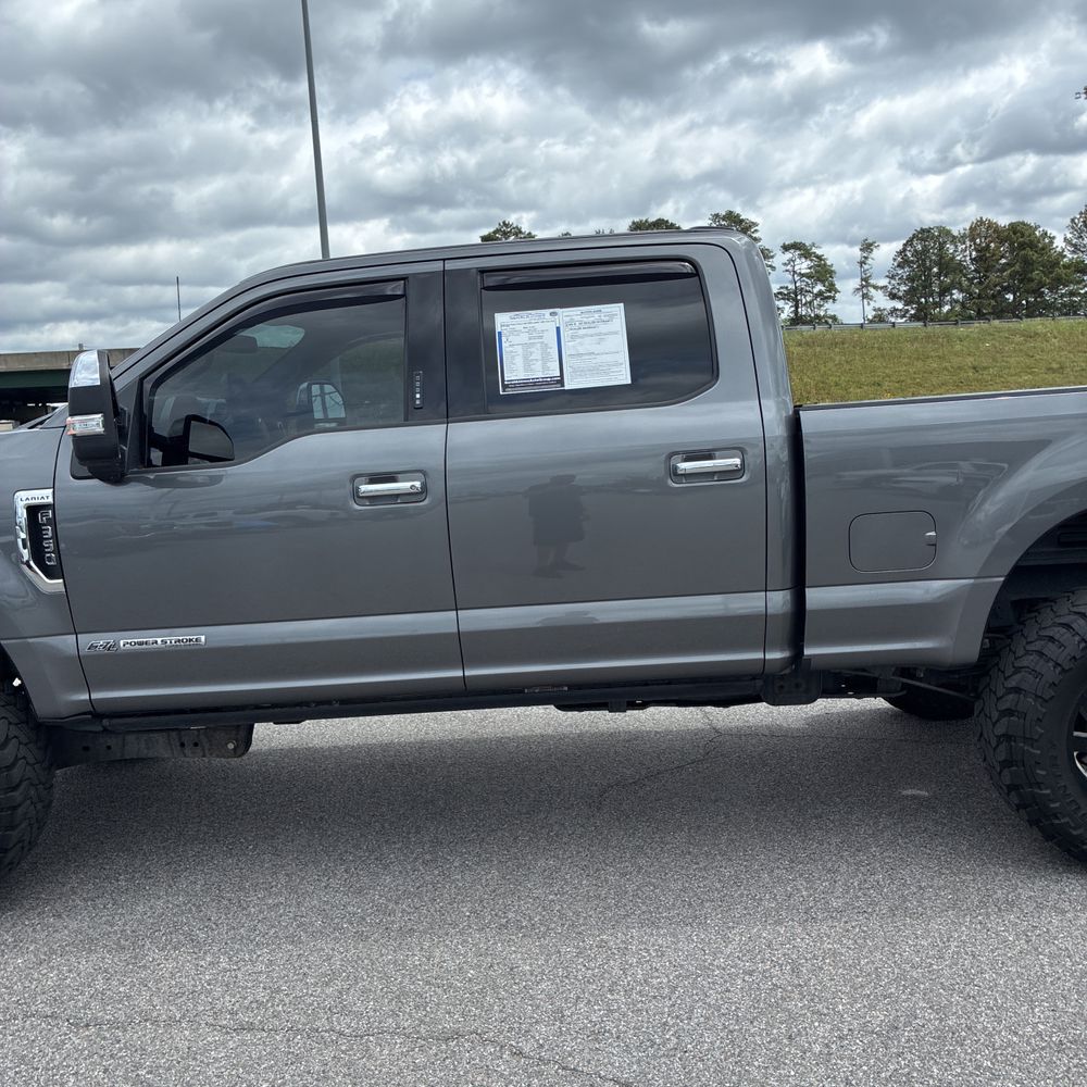 2022 Ford F-350 Super Duty Lariat