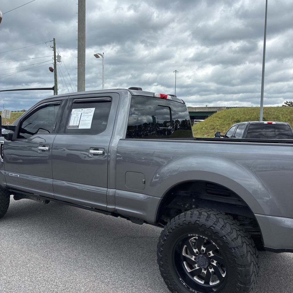 2022 Ford F-350 Super Duty Lariat